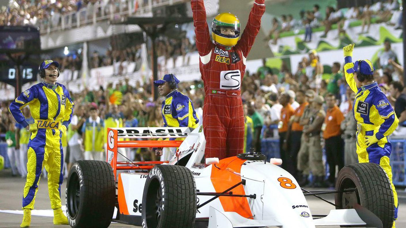 KY_auto_Senna_carnevale.JPG