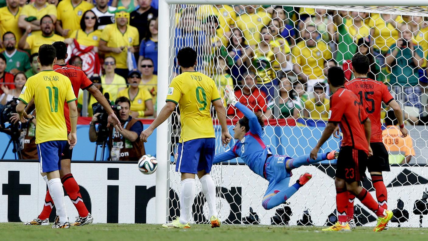 La parata più difficile su Neymar