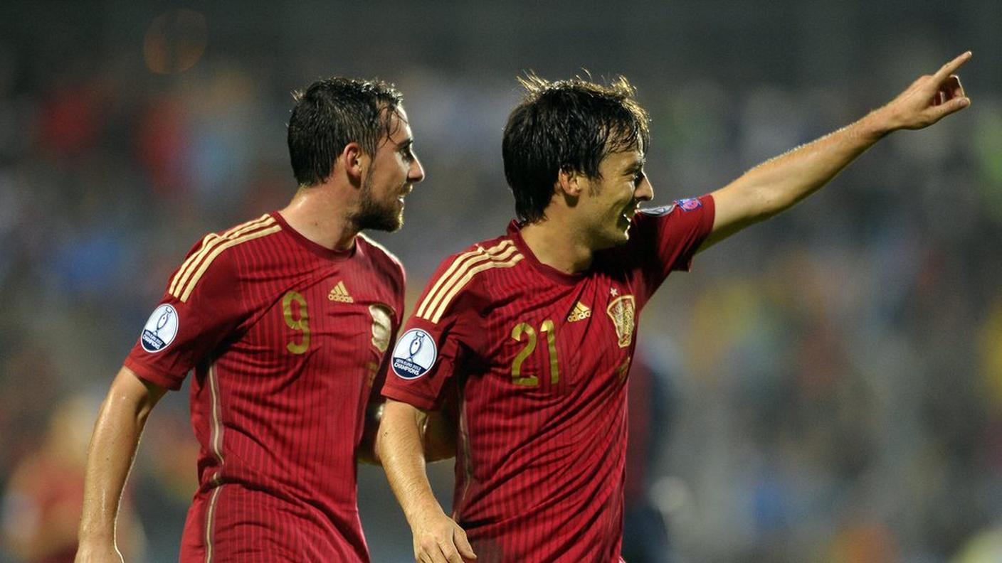 Paco Alcacer e David Silva entrambi in gol