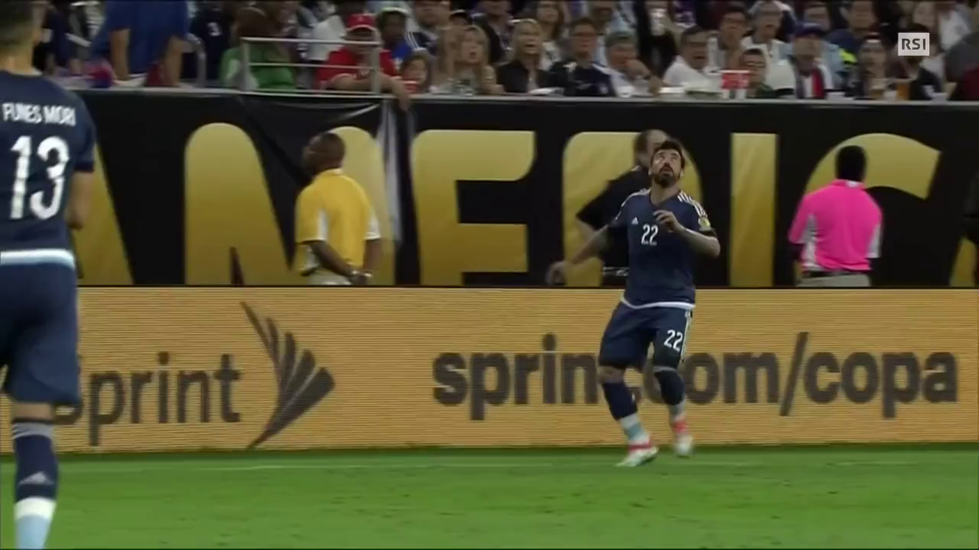 Copa America, il momento dell'infortunio di Lavezzi (22.06.2016)