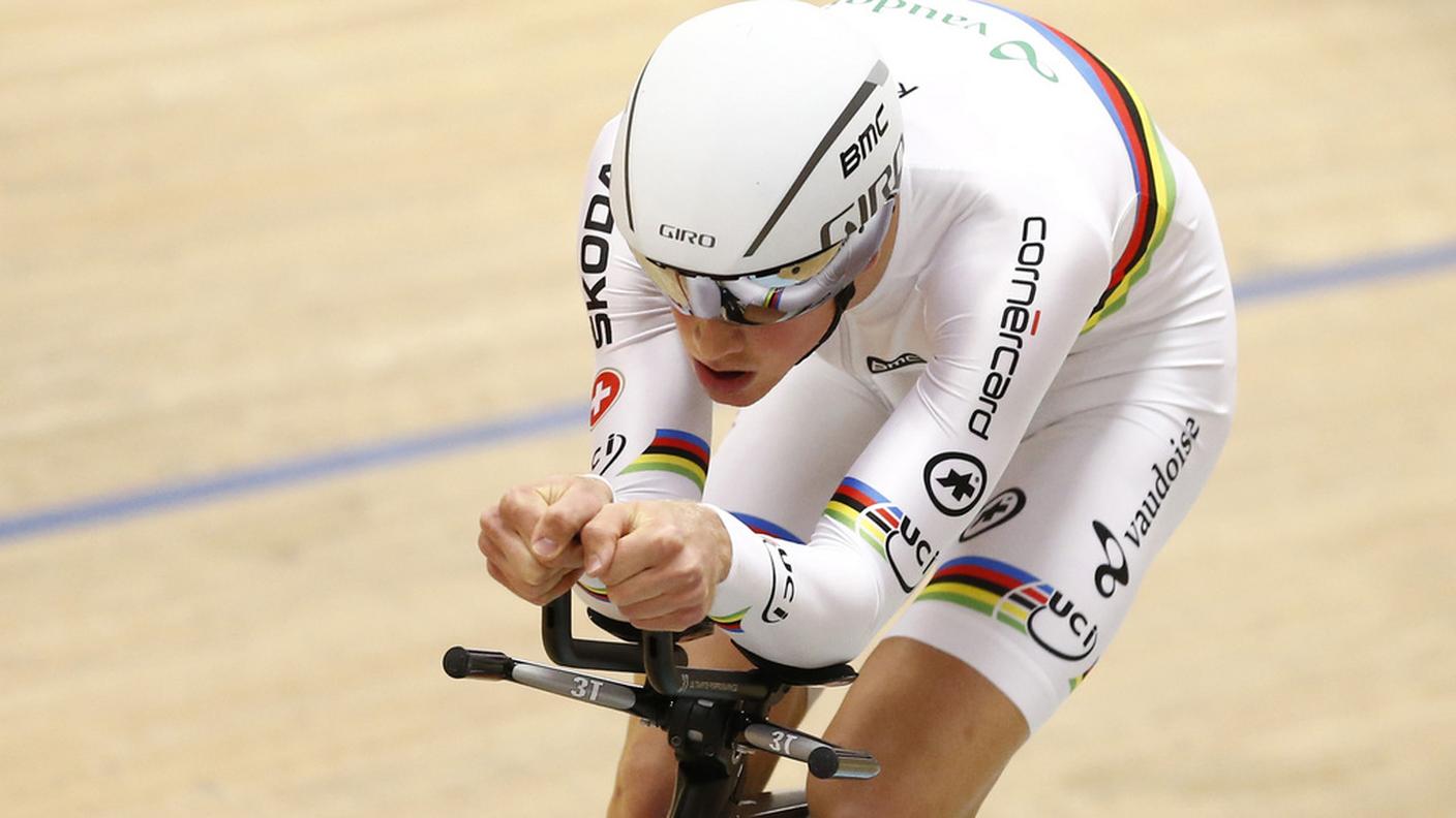 Si è ferito durante la crono dei Campionati Svizzeri