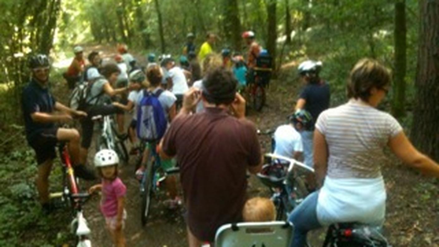 Pedalata di gruppo
