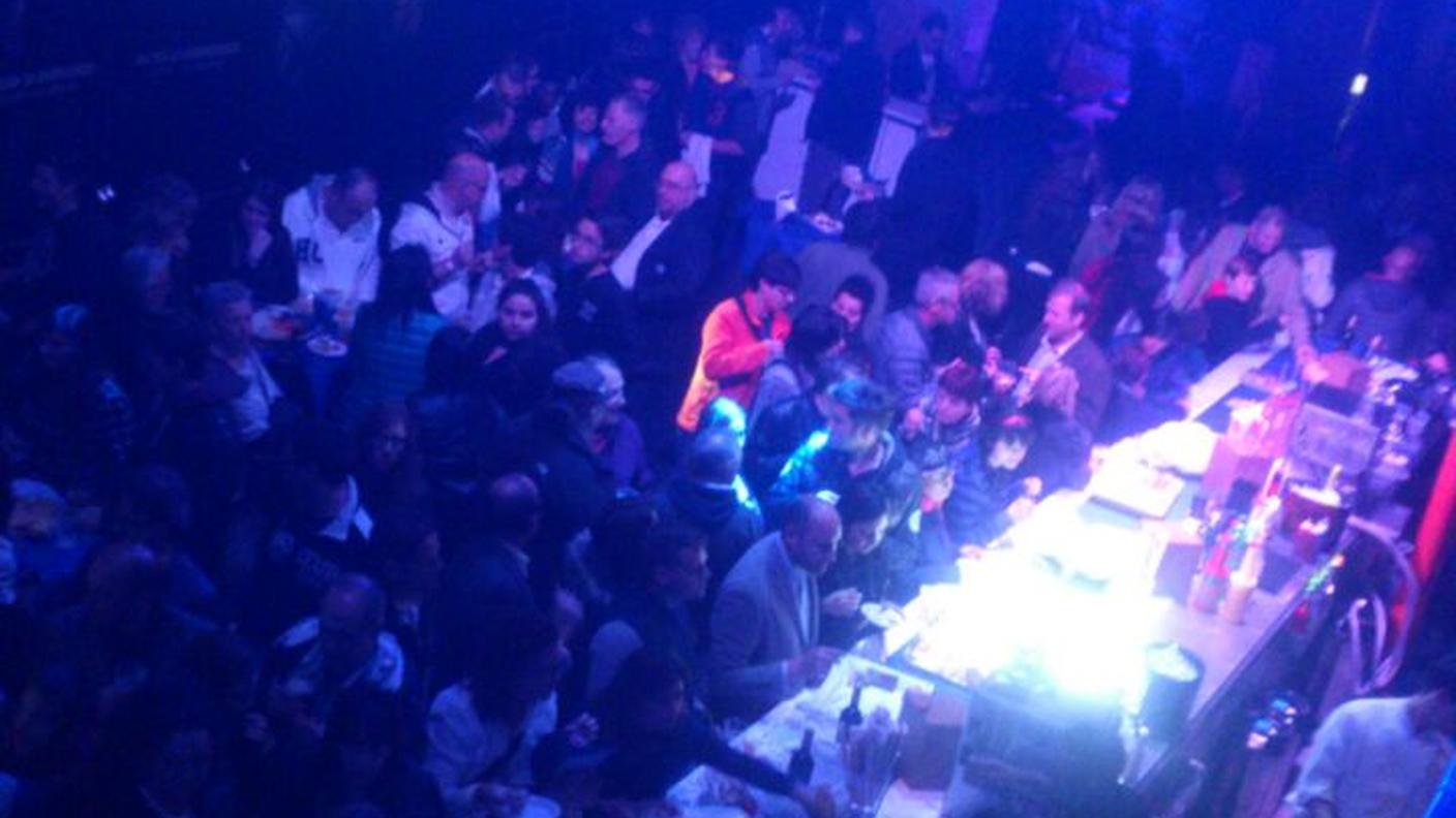La festa biancoblù alla Fabrique