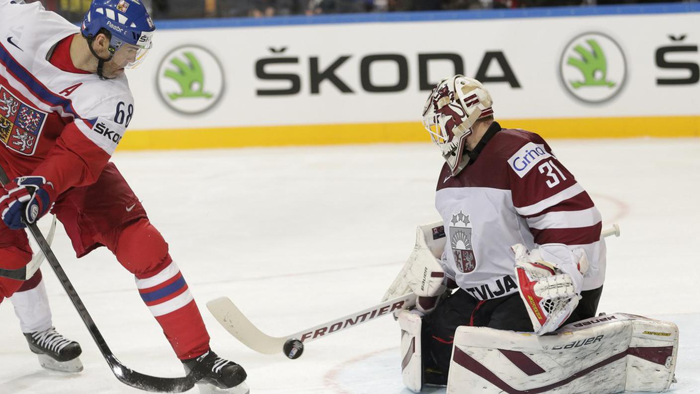 Jagr e Masalskis uno di fronte all'altro