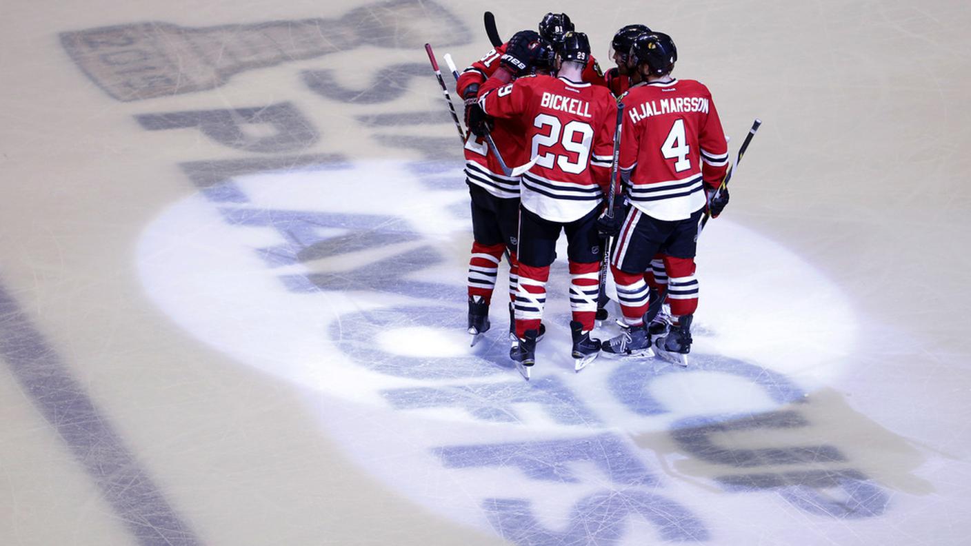 Blackhawks ancora in gioco