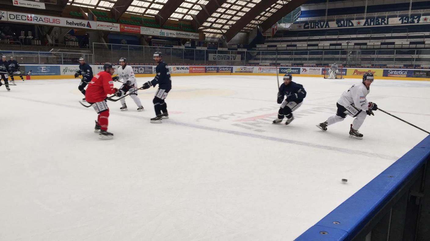 Una fase dell'allenamento a 5 contro 5