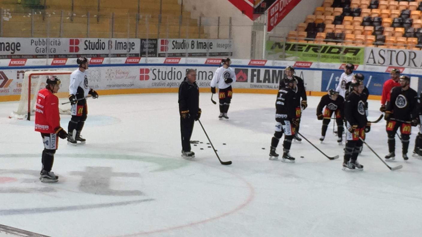 Tutti intorno al coach