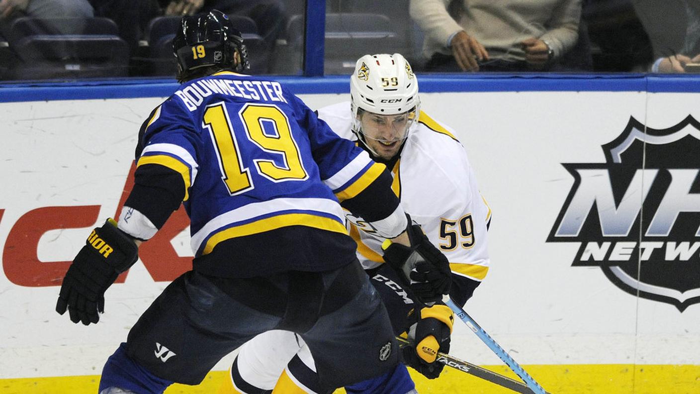 L'elvetico impegnato contro Bouwmeester