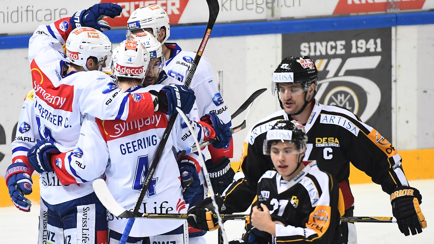 Cunti festeggiato per il punto del 2-0