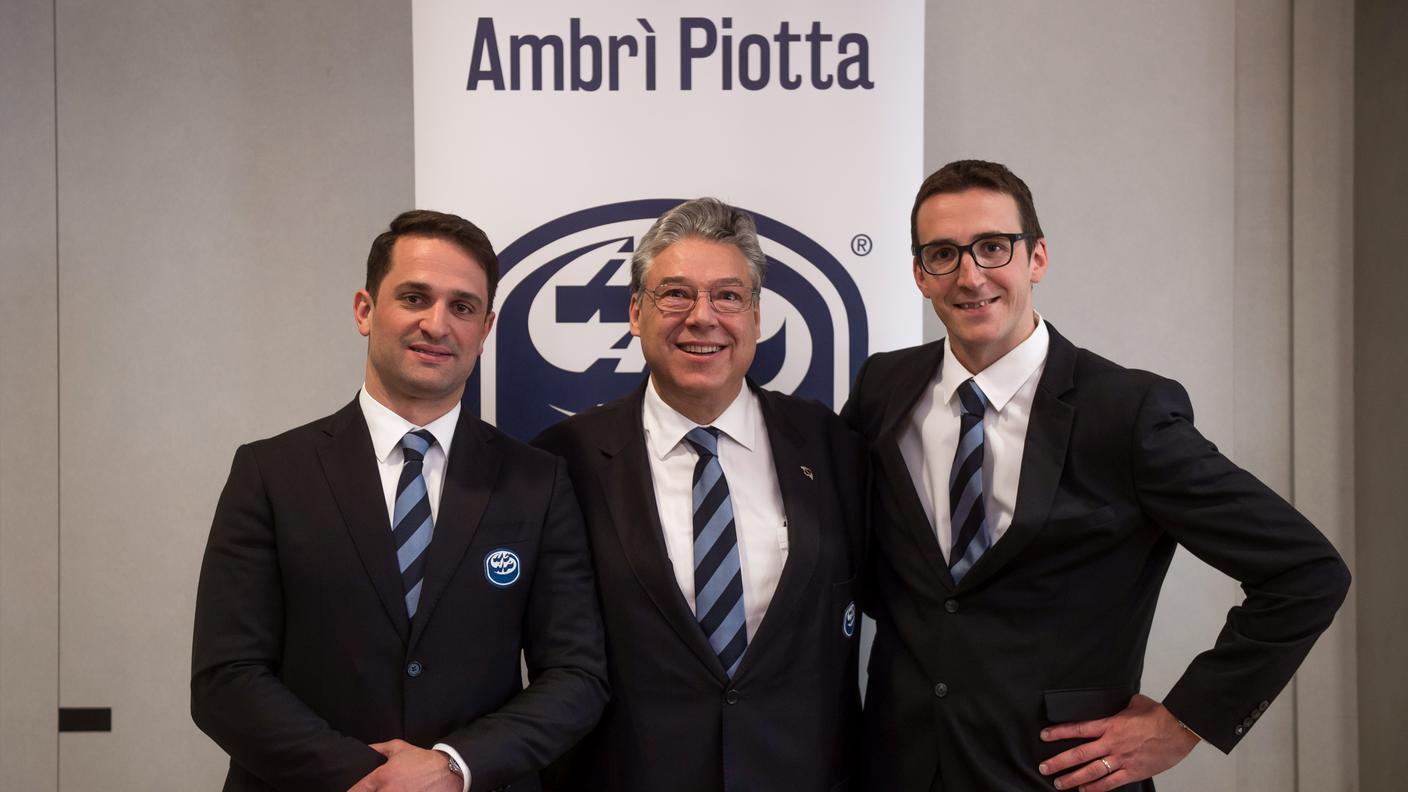 Ds, presidente e nuovo head coach