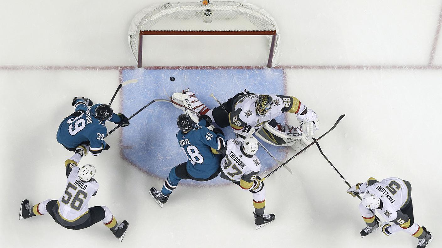 Hertl mette dentro il 3-0