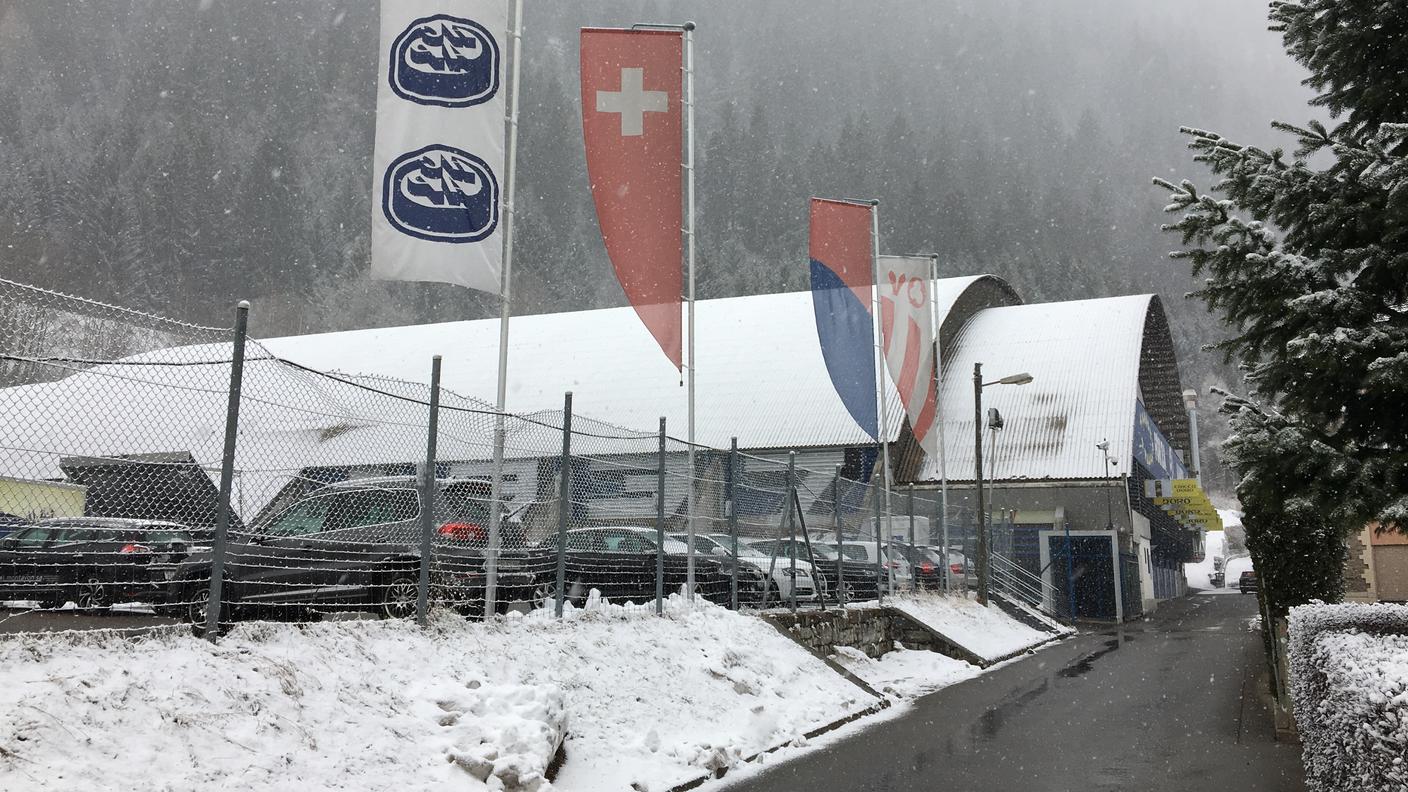 Valascia sotto una fitta nevicata