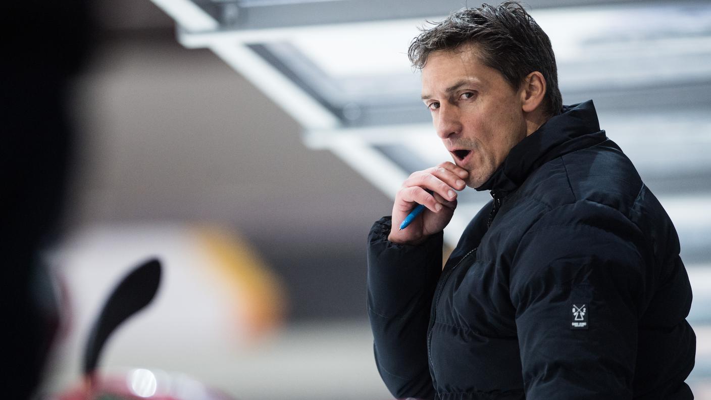 Lo sguardo preoccupato del coach