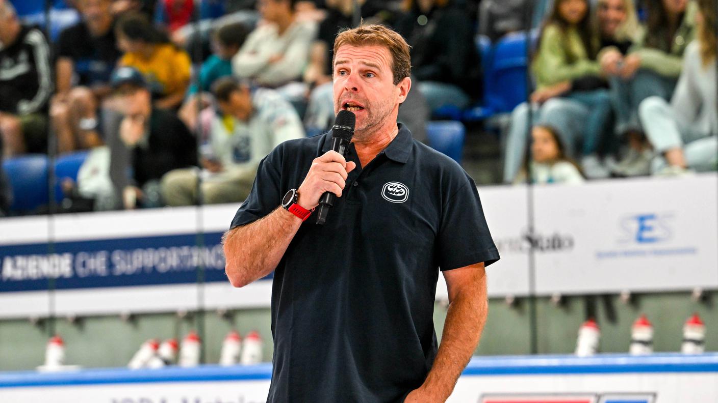 È direttore del settore giovanile biancoblù