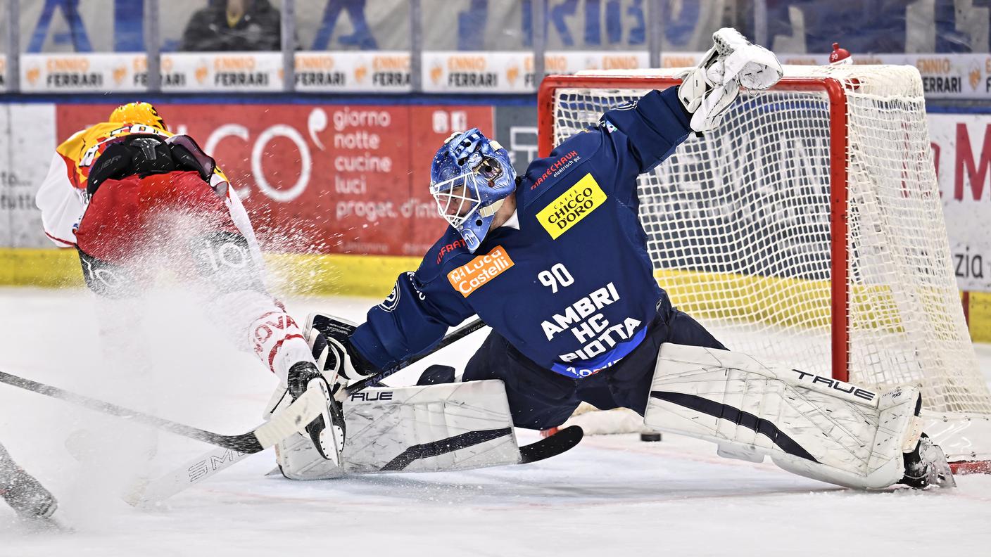 Senn è stato sostituito dopo questa rete, la terza in 10'07"