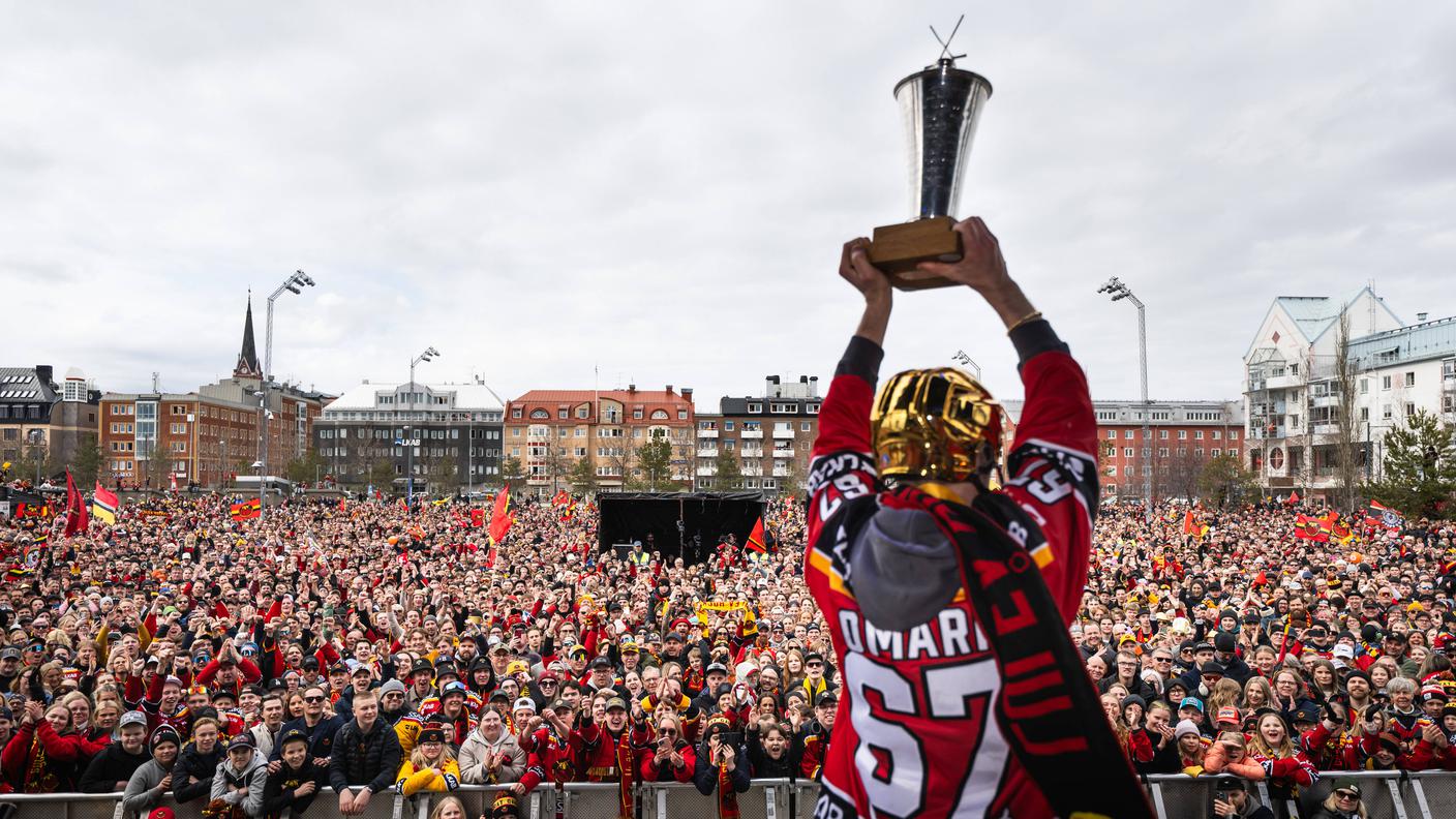 I festeggiamenti per il titolo conquistato con gli scandinavi la scorsa stagione