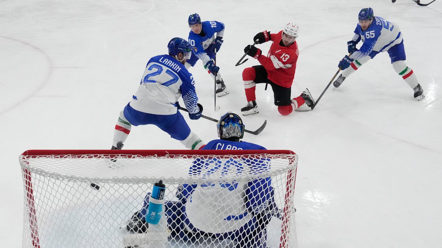 La rete del 3-0 di Hischier