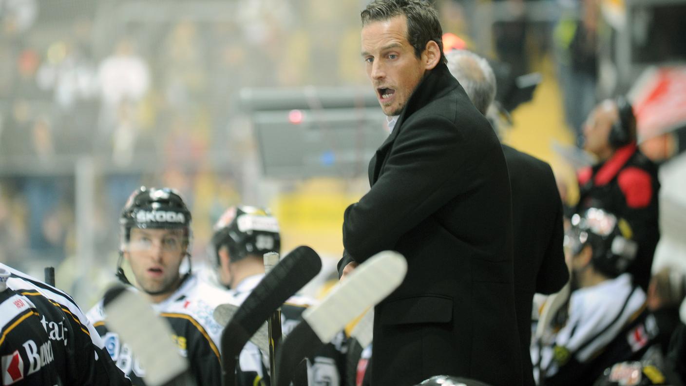 TP_hockey_fischer.jpg