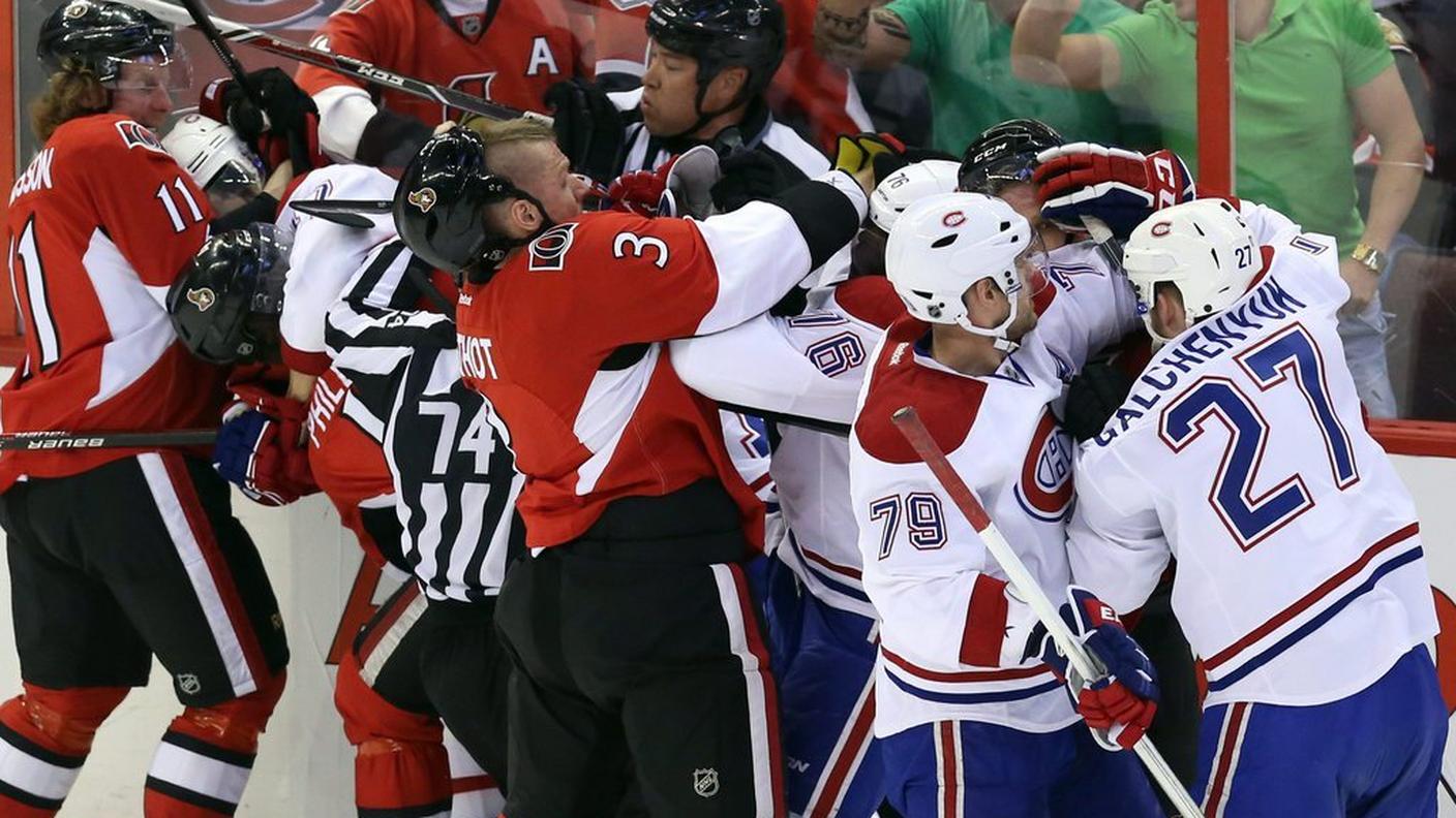KY_hockey_bagarre.JPG