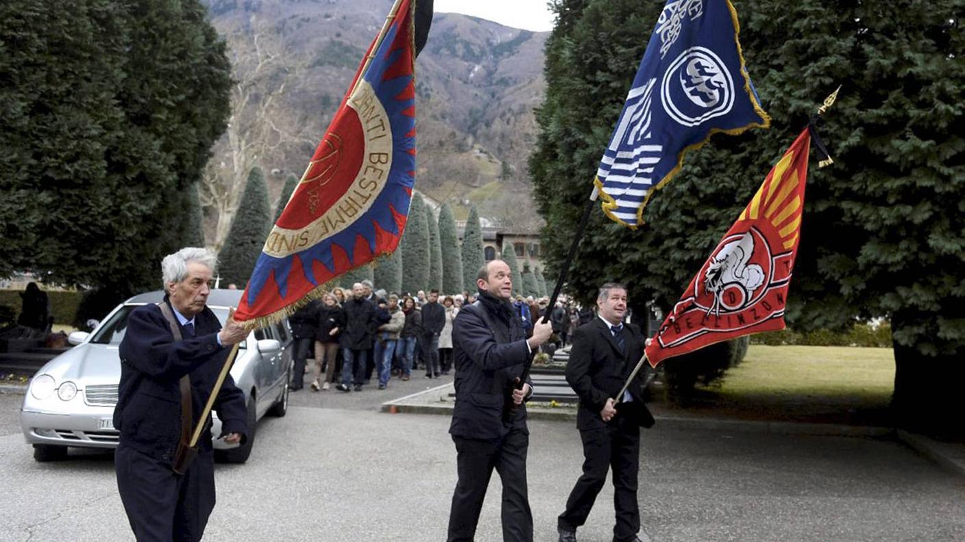 Funerali Juri_tipress_cfu020213_01.jpg
