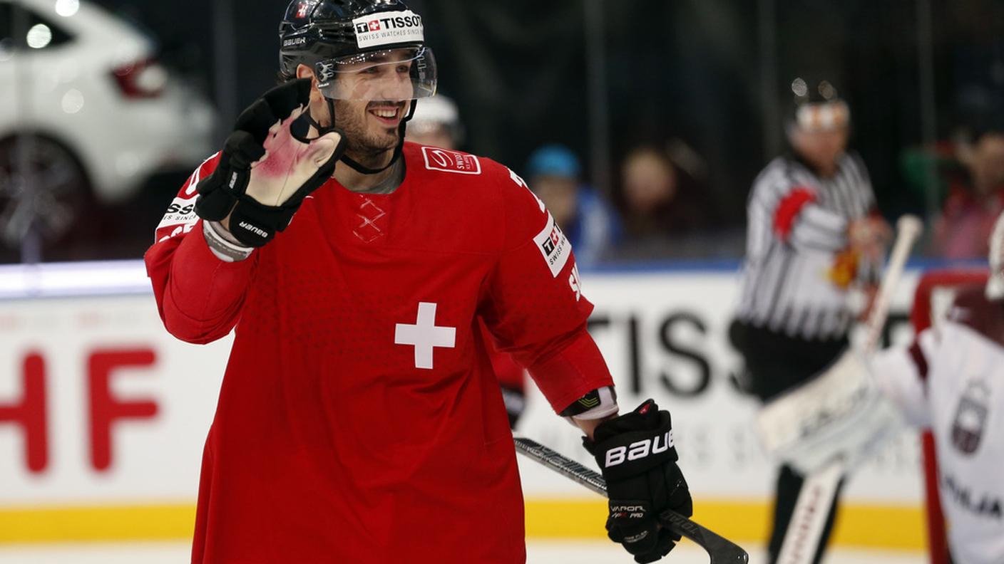 Torna da papà nella loro Kloten: Denis Hollenstein
