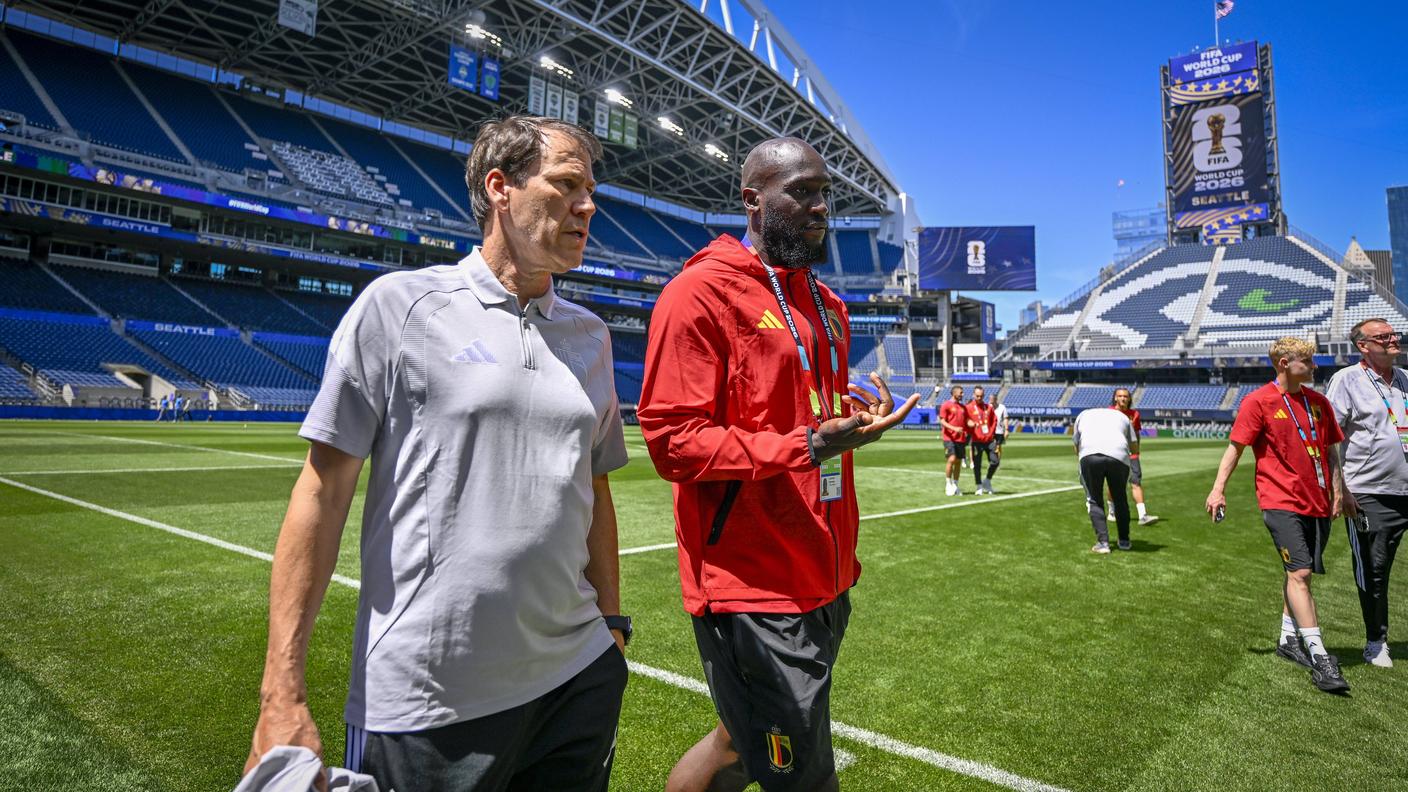 Rudi Garcia e Lukaku sul terreno da gioco