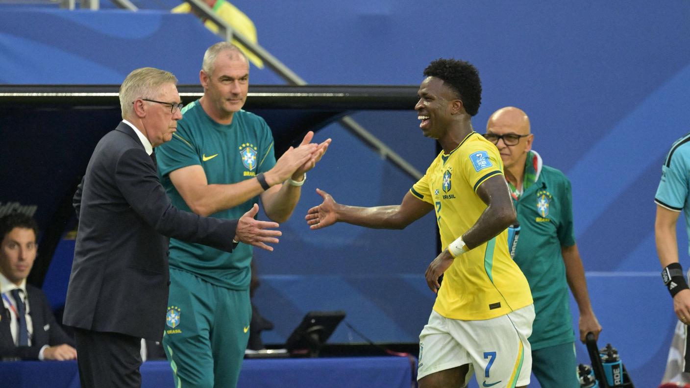 Ancelotti e Vinicius