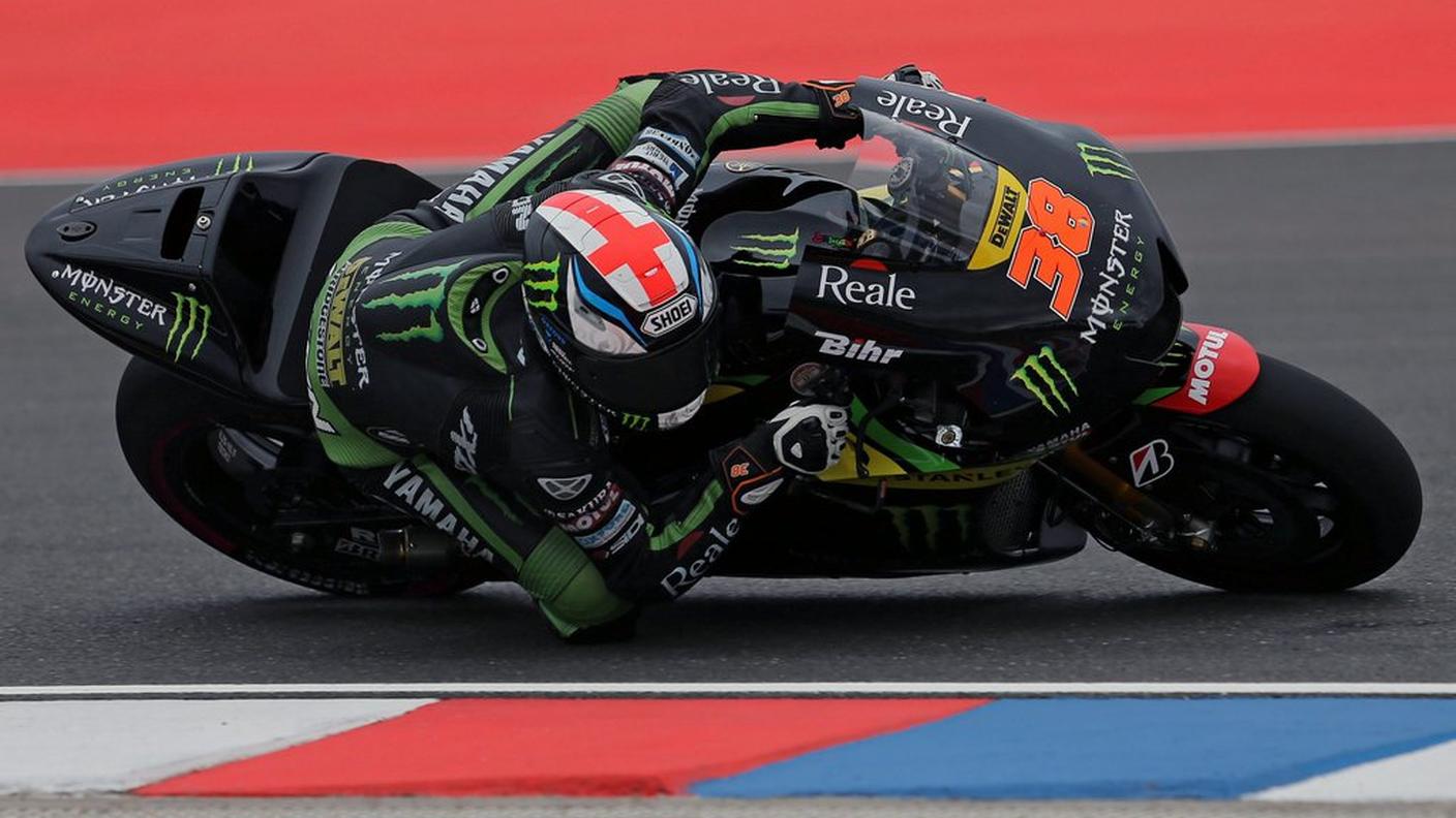 Il britannico sulla sua Yamaha Tech 3