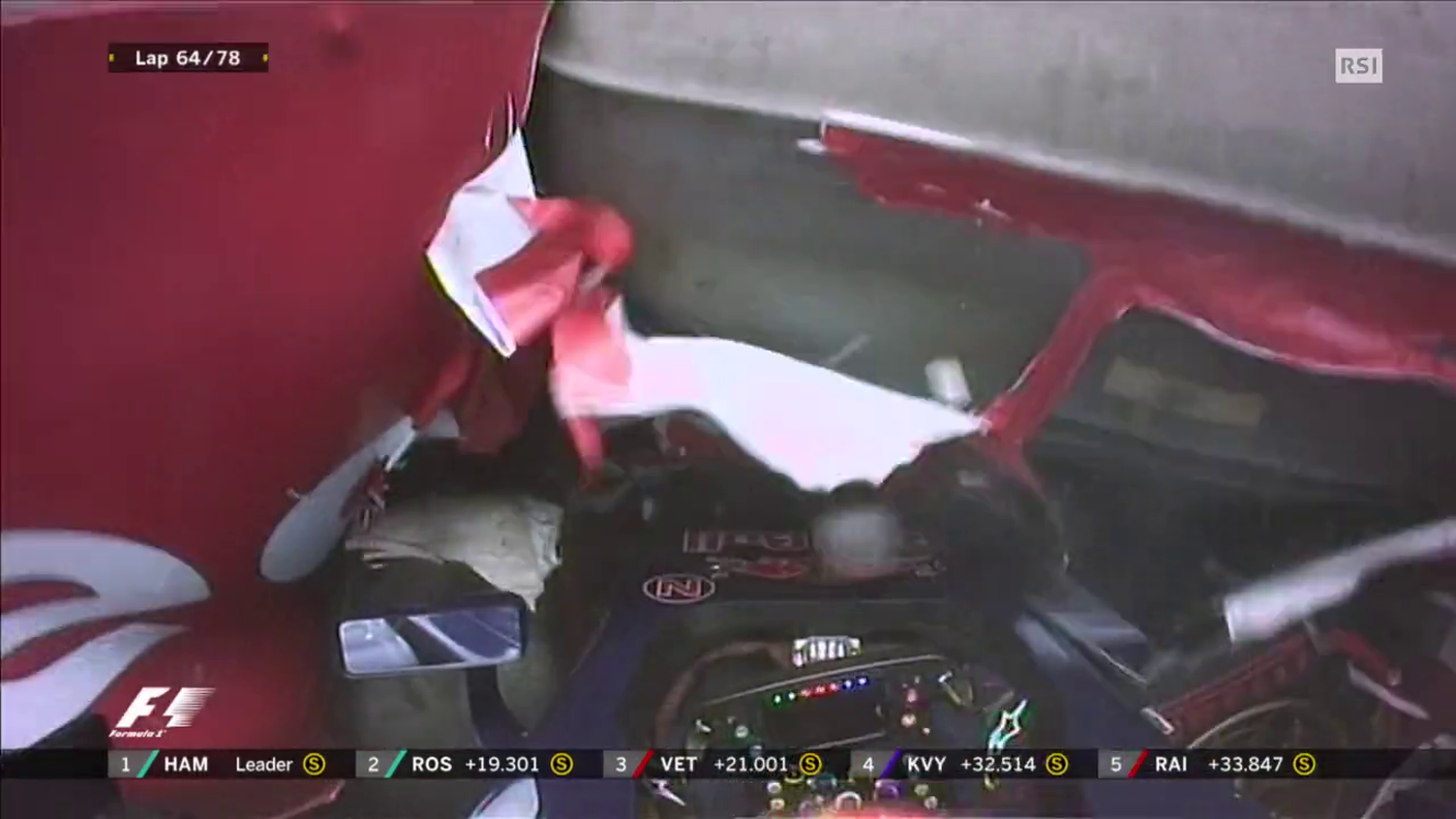 Verstappen nelle barriere