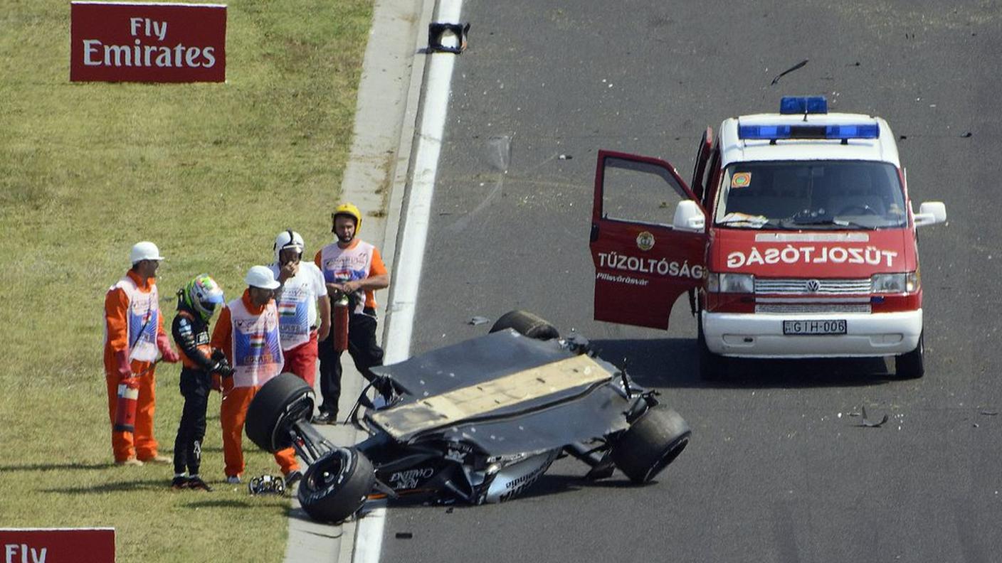 Perez fortunatamente illeso dopo l'incidente.