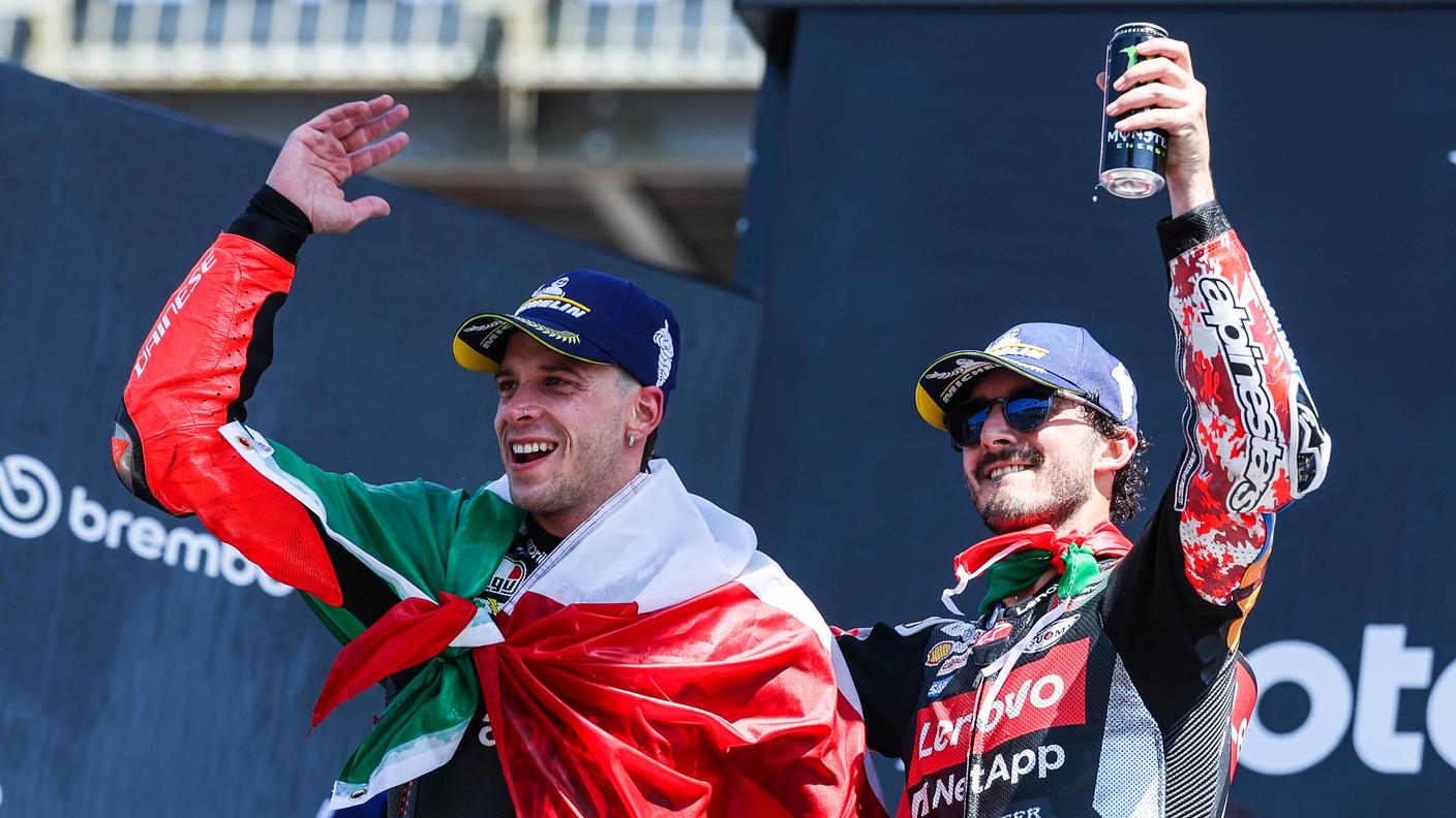 Con il futuro compagno di squadra Marco Bezzecchi