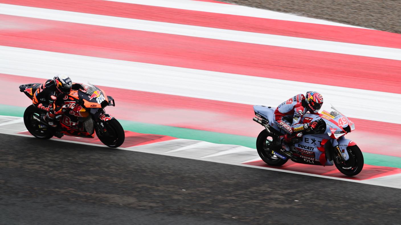 Oliveira e colleghi scenderanno in pista solo sabato e domenica