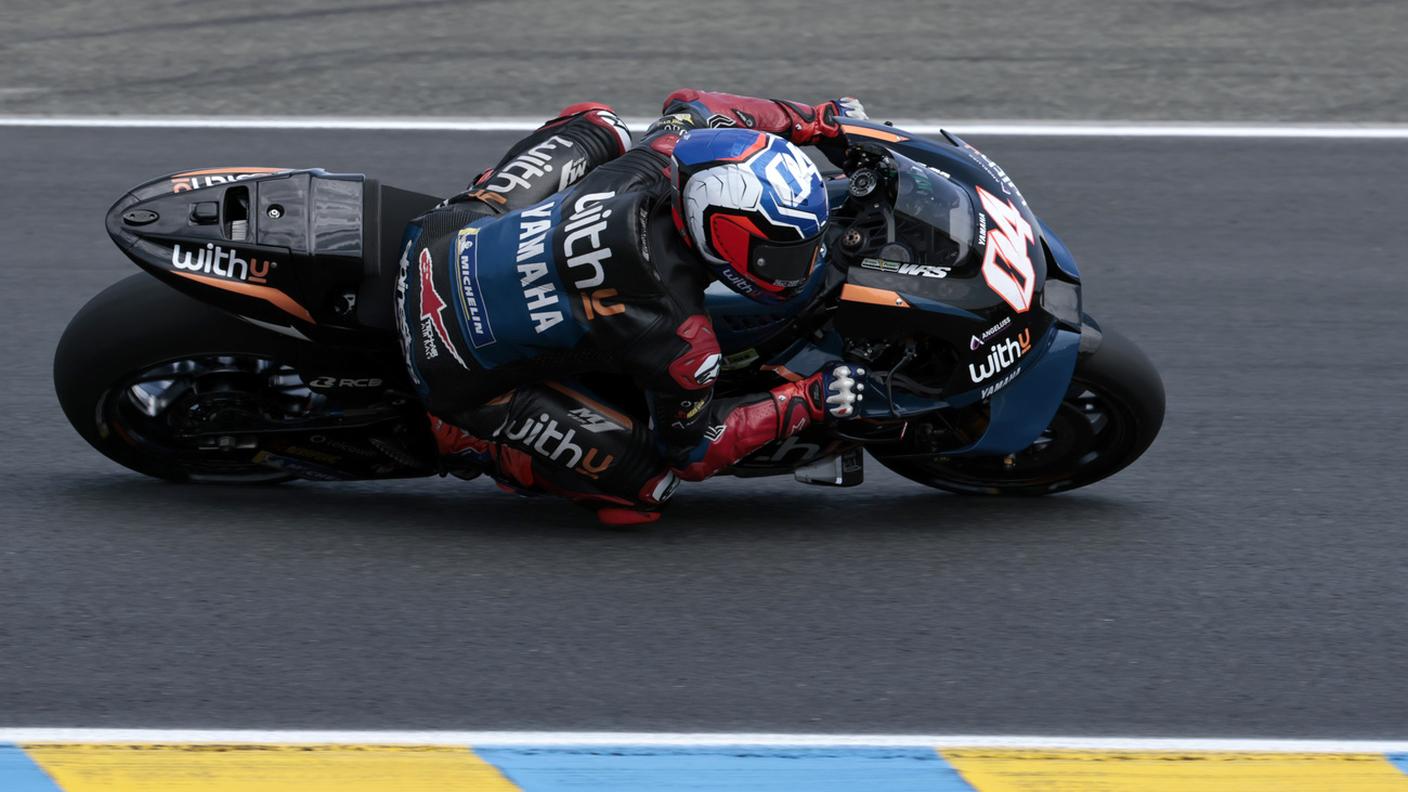 In sella alla sua moto