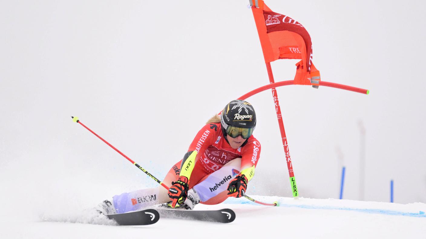 Lara Gut-Behrami si regala un’altra chance a Mont Tremblant - RSI ...