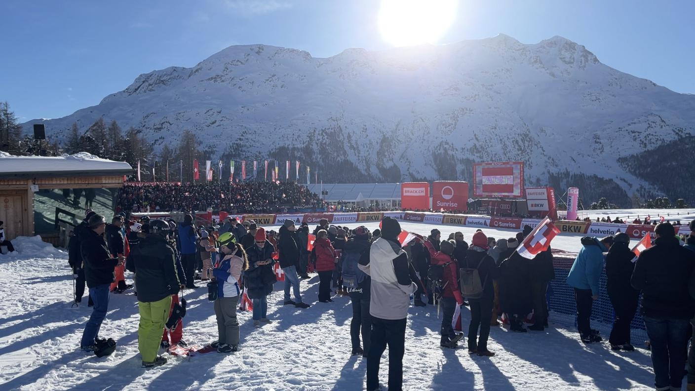 Il sole dietro la montagna