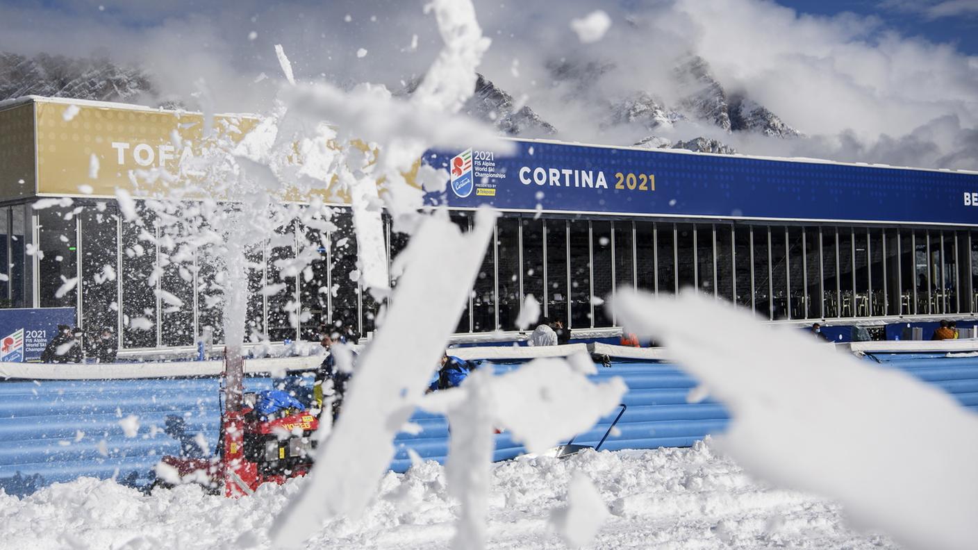 La troppa neve caduta sta causando problemi