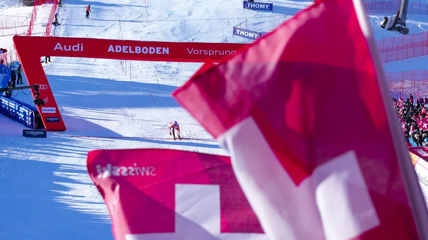 L'ovazione del pubblico per l'eterno Ramon