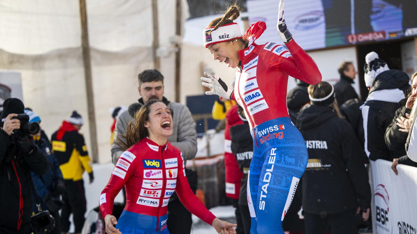 La gioia incontenibile delle due rossocrociate