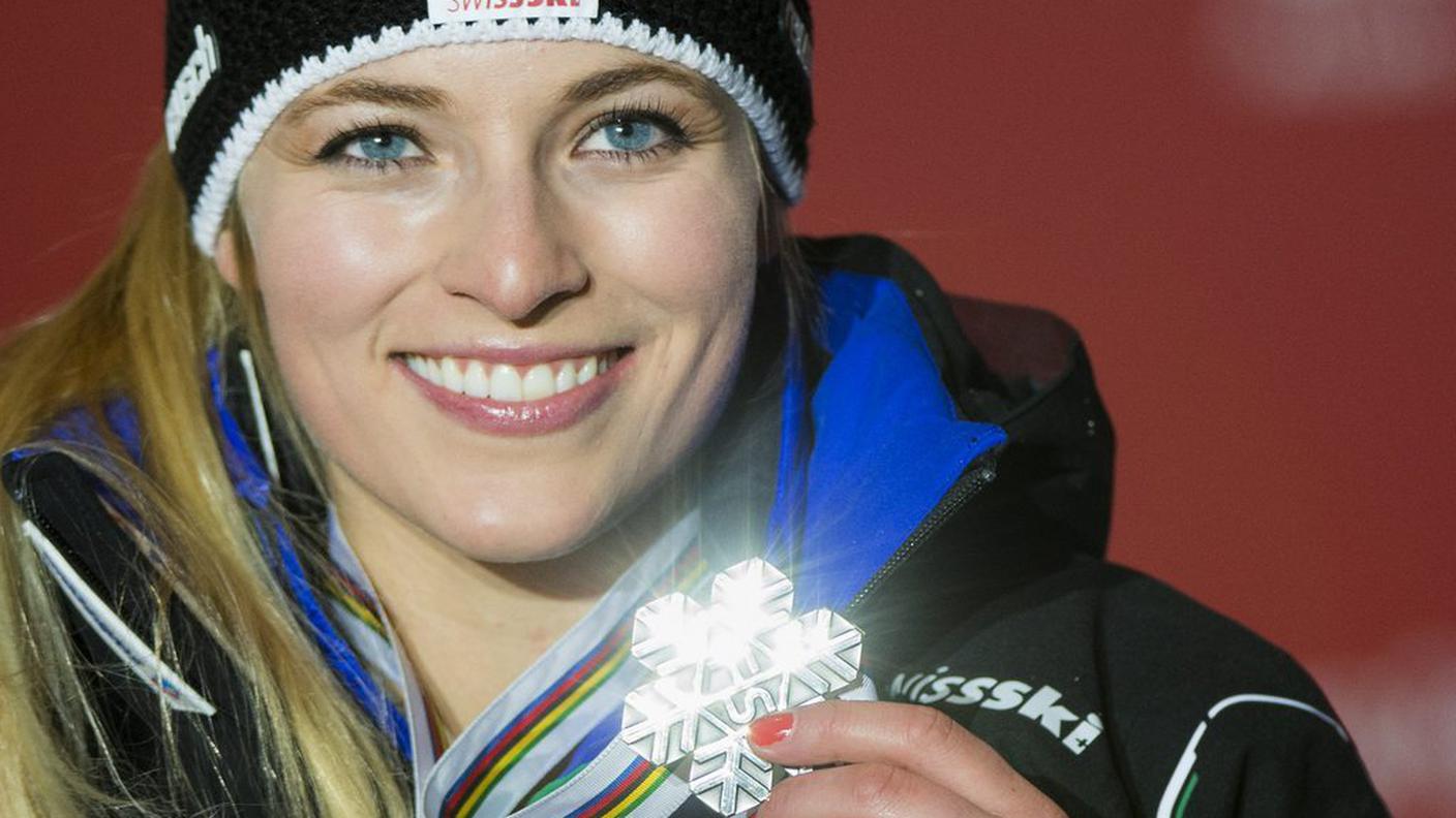 La Gut con l'argento conquistato in Super-G