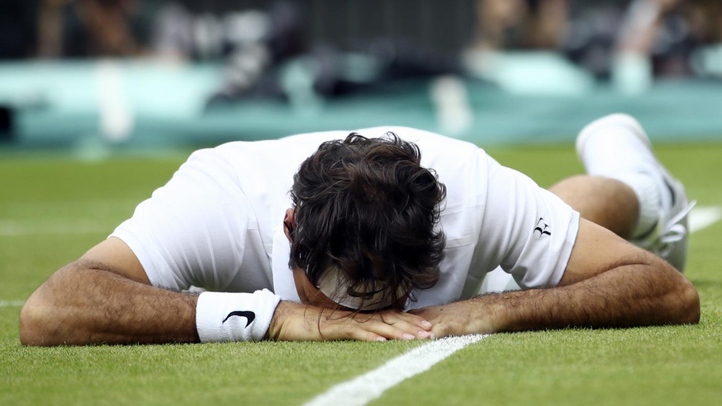 L'emblematica caduta a Wimbledon