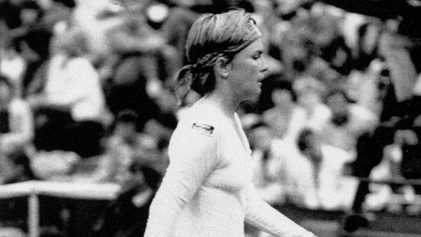Anne White, nel 1985, si presentò con una tutina completamente bianca