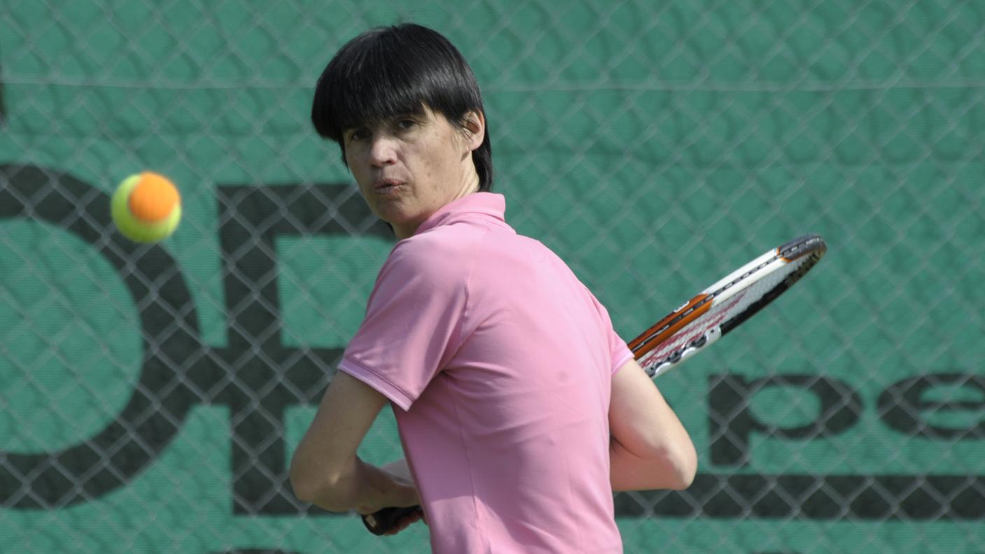 La 56enne oggi trasmette ai più giovani la passione per il suo sport