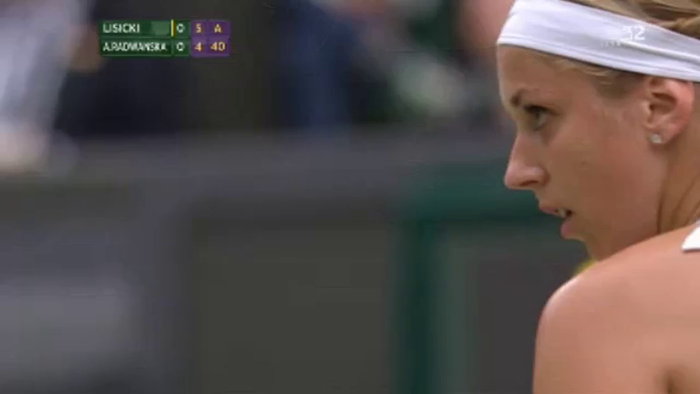 Lisicki-Radwanska, punto decisivo primo set