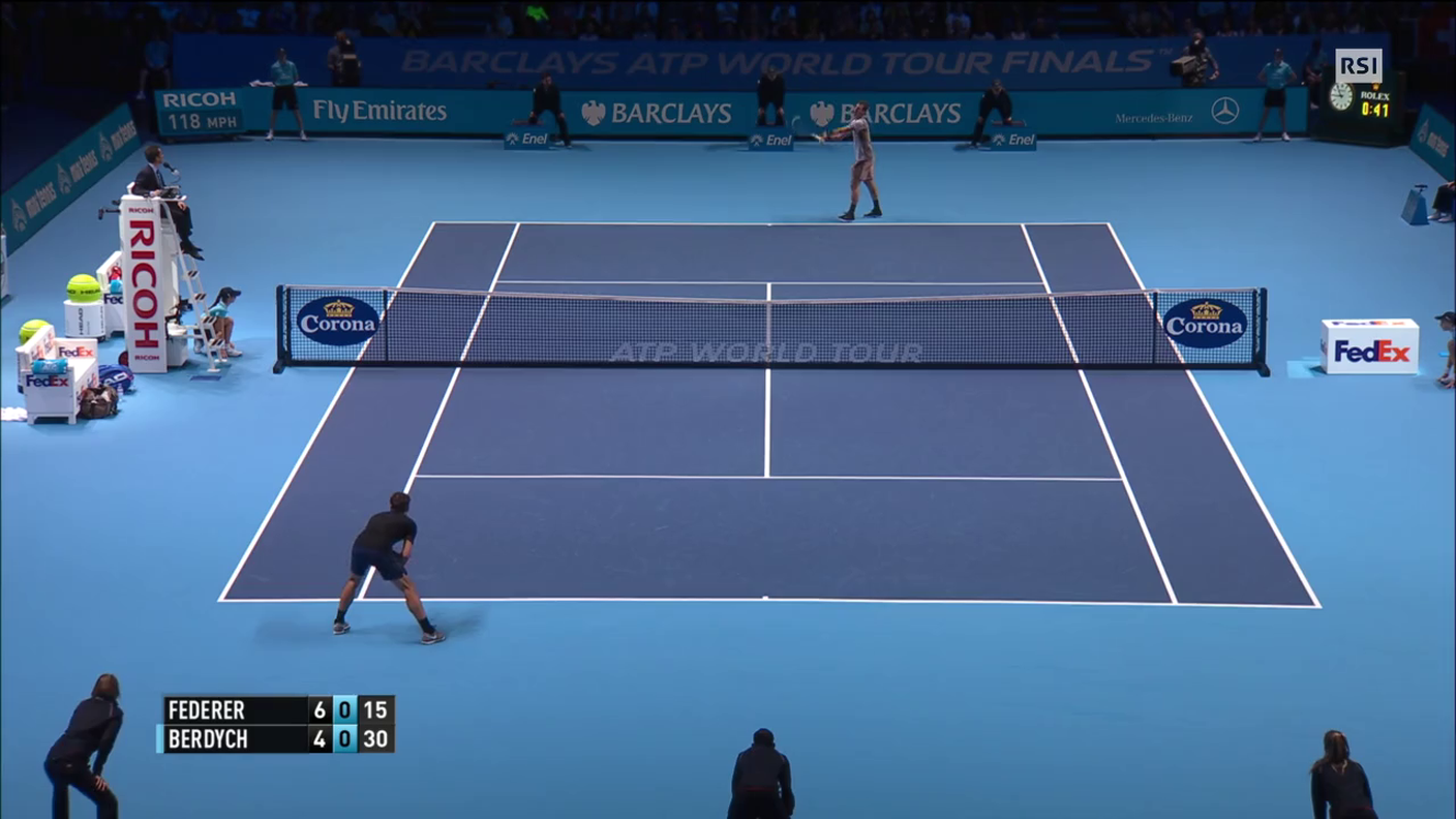 ATP Finals, spettacolare punto nel secondo set di Federer - Berdych (15.11.2015)