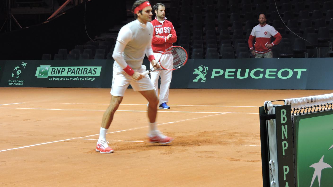 Federer testa il nuovo stadio