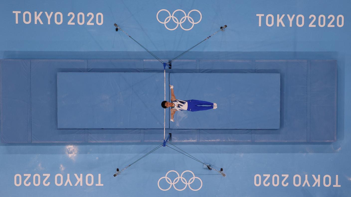 Il 20enne bissa il successo del connazionale Uchimura a Rio 2016