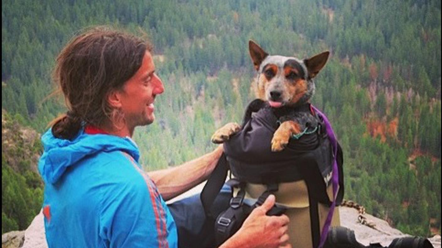 Con il suo cane