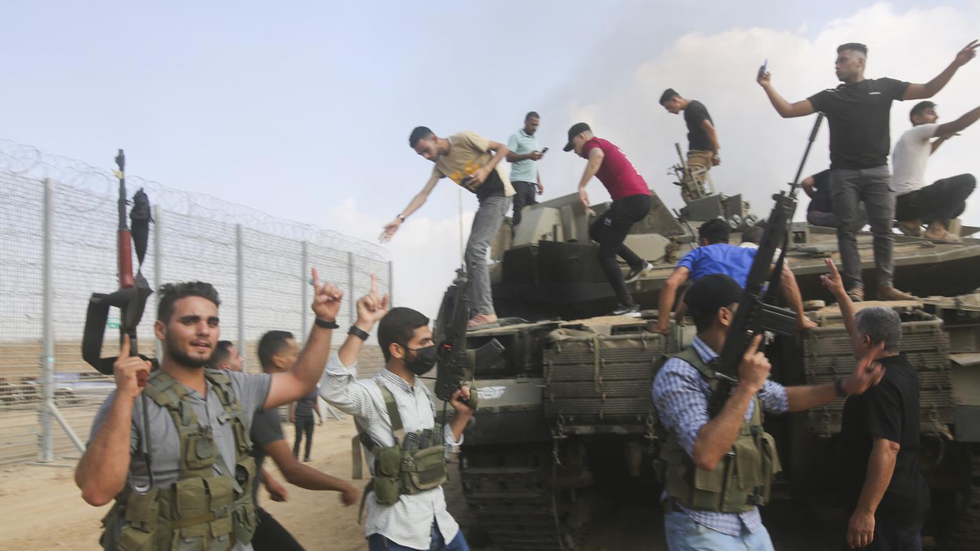 militanti Hamas.jpg
