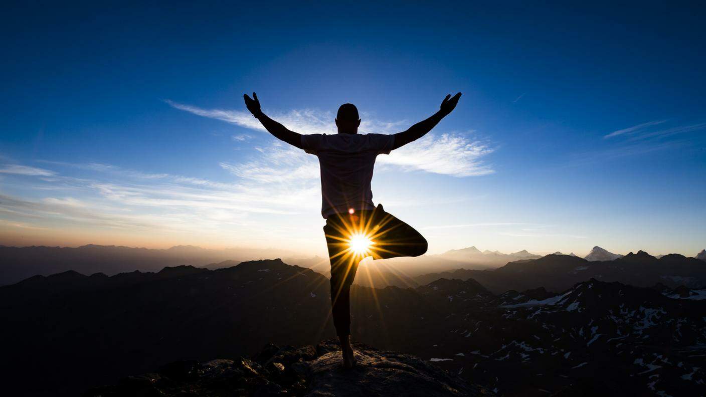 yoga tramonto.jpg