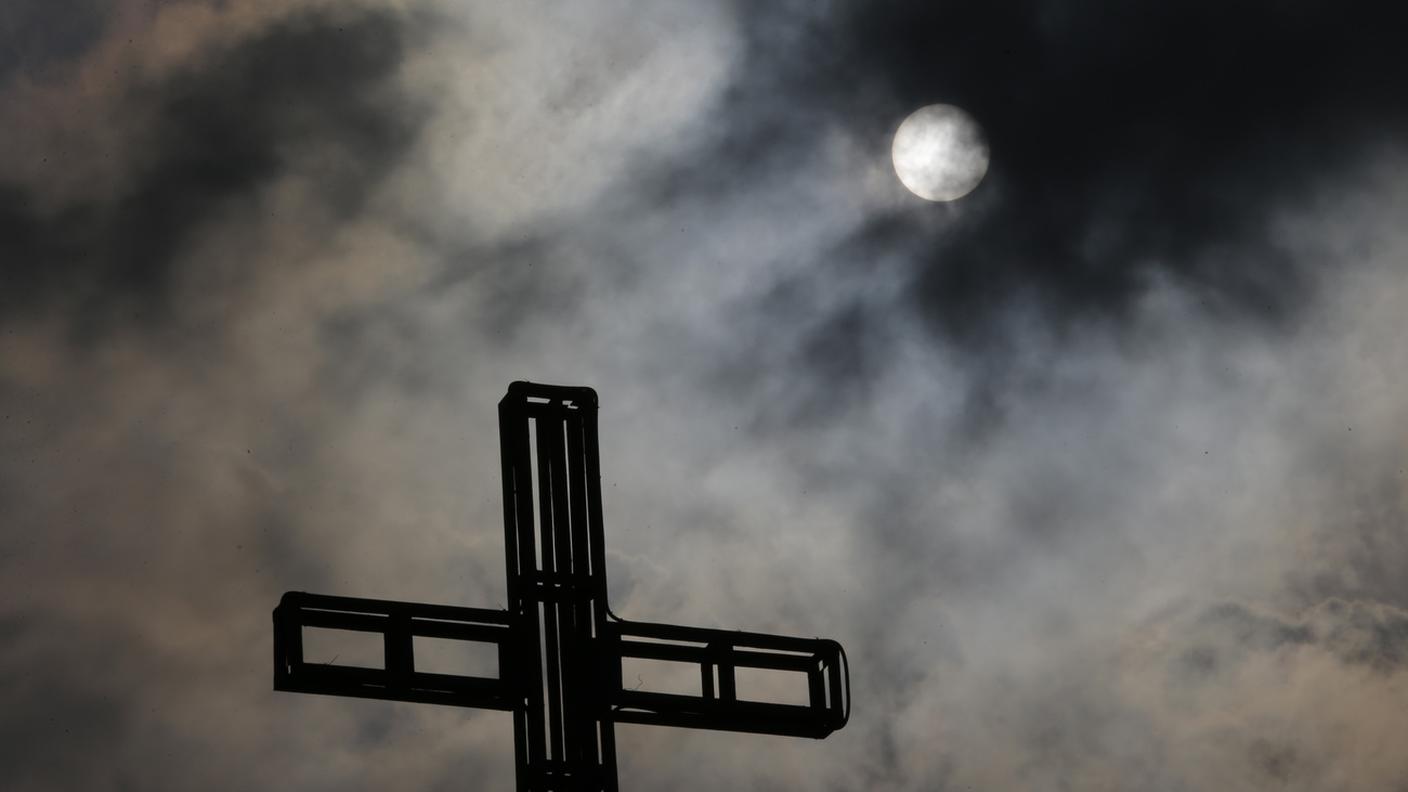 croce e luna.jpg